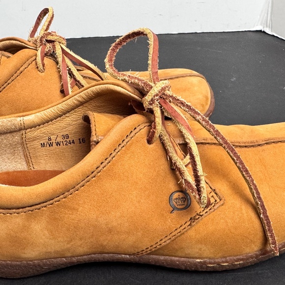 Born Sahara Driving Oxford Moccasins in Nubuck Leather, Size 8 - Picture 5 of 8